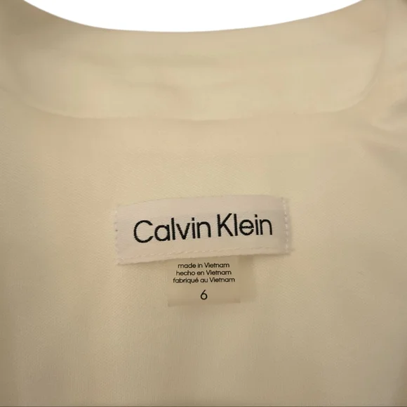 Calvin Klein White Sleeveless Trench Coat - Picture 4 of 5
